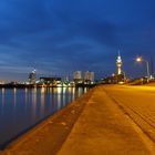 Bremerhaven bei Nacht