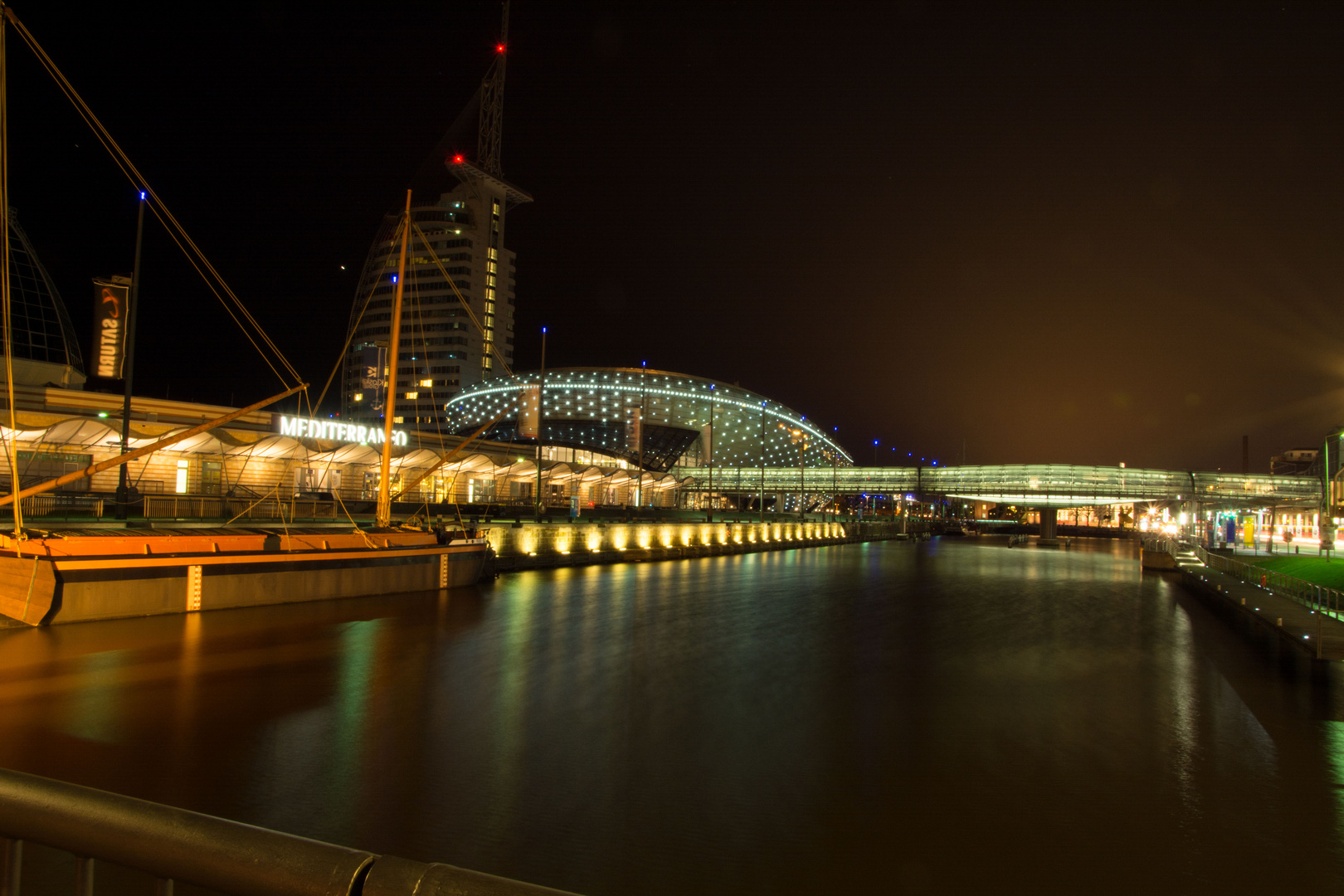 Bremerhaven bei Nacht