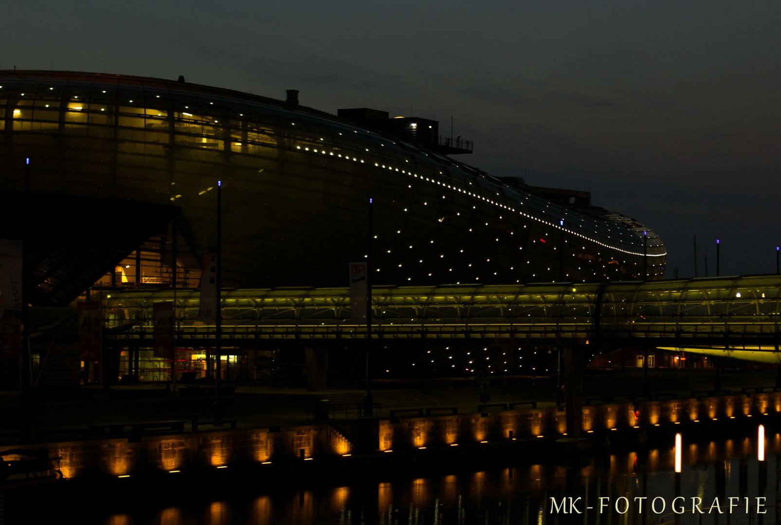 Bremerhaven bei Nacht