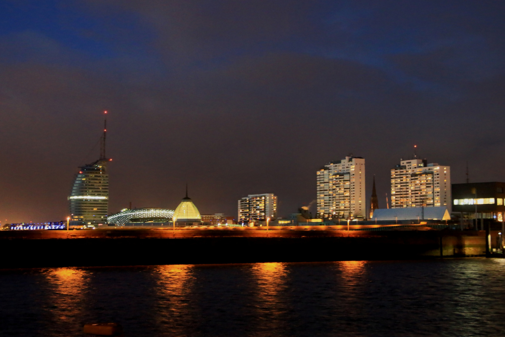 Bremerhaven By Night 4