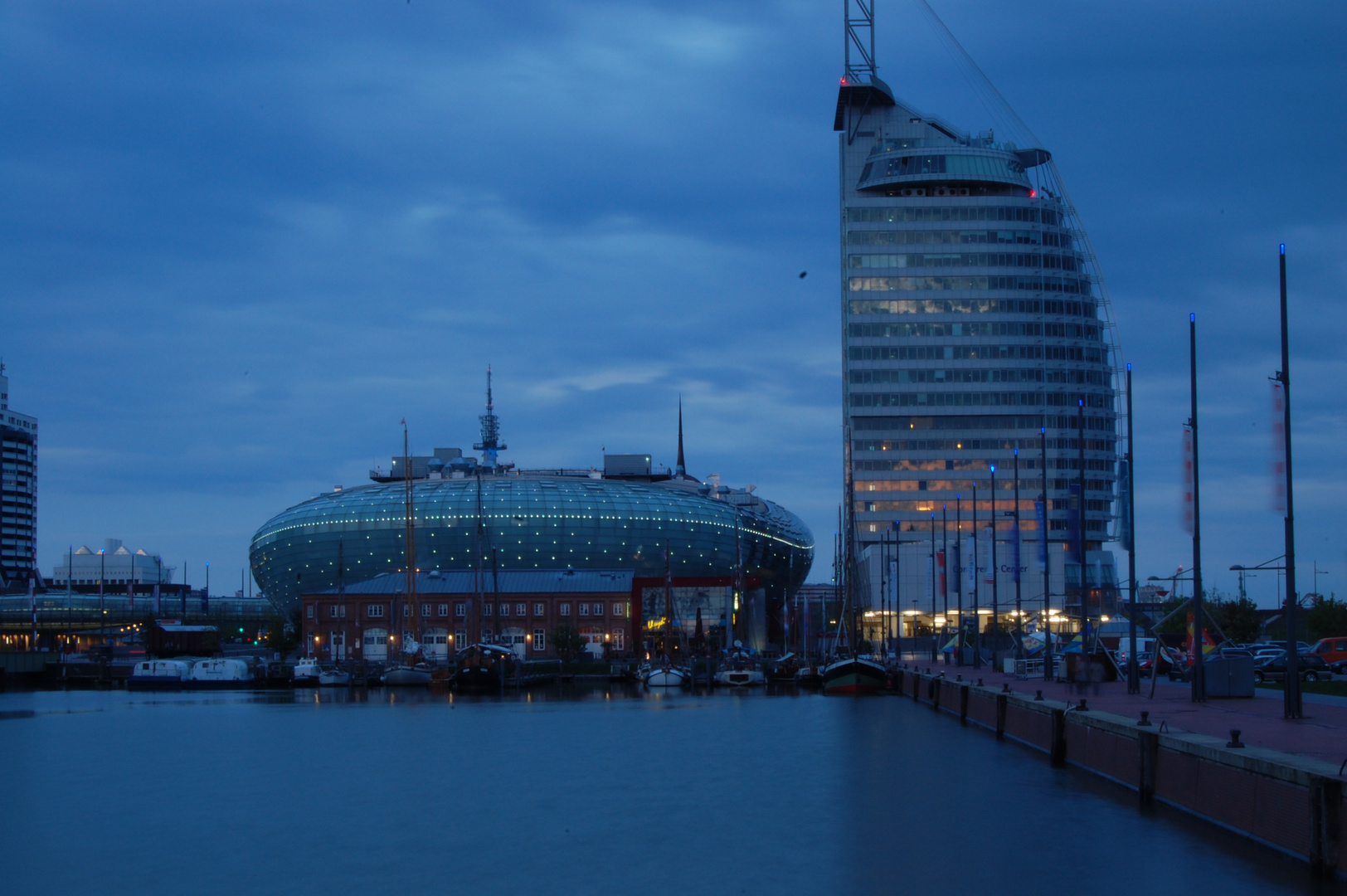 Bremerhaven Klimahaus und Neuer Hafen