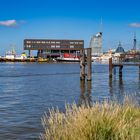 Bremerhaven mit Blick aufs Lotsenhaus