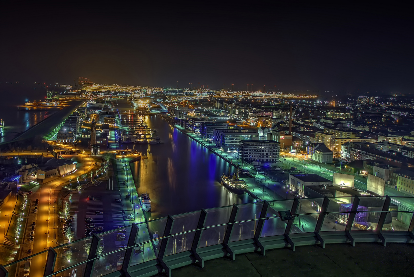 Bremerhaven @ Night 