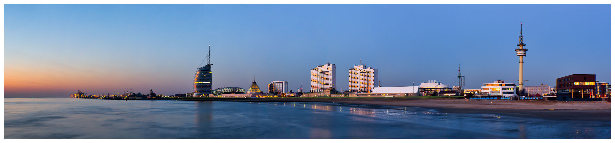 Bremerhaven zur blauen Stunde