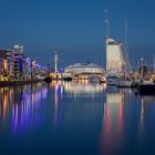 ...Bremerhaven@night...