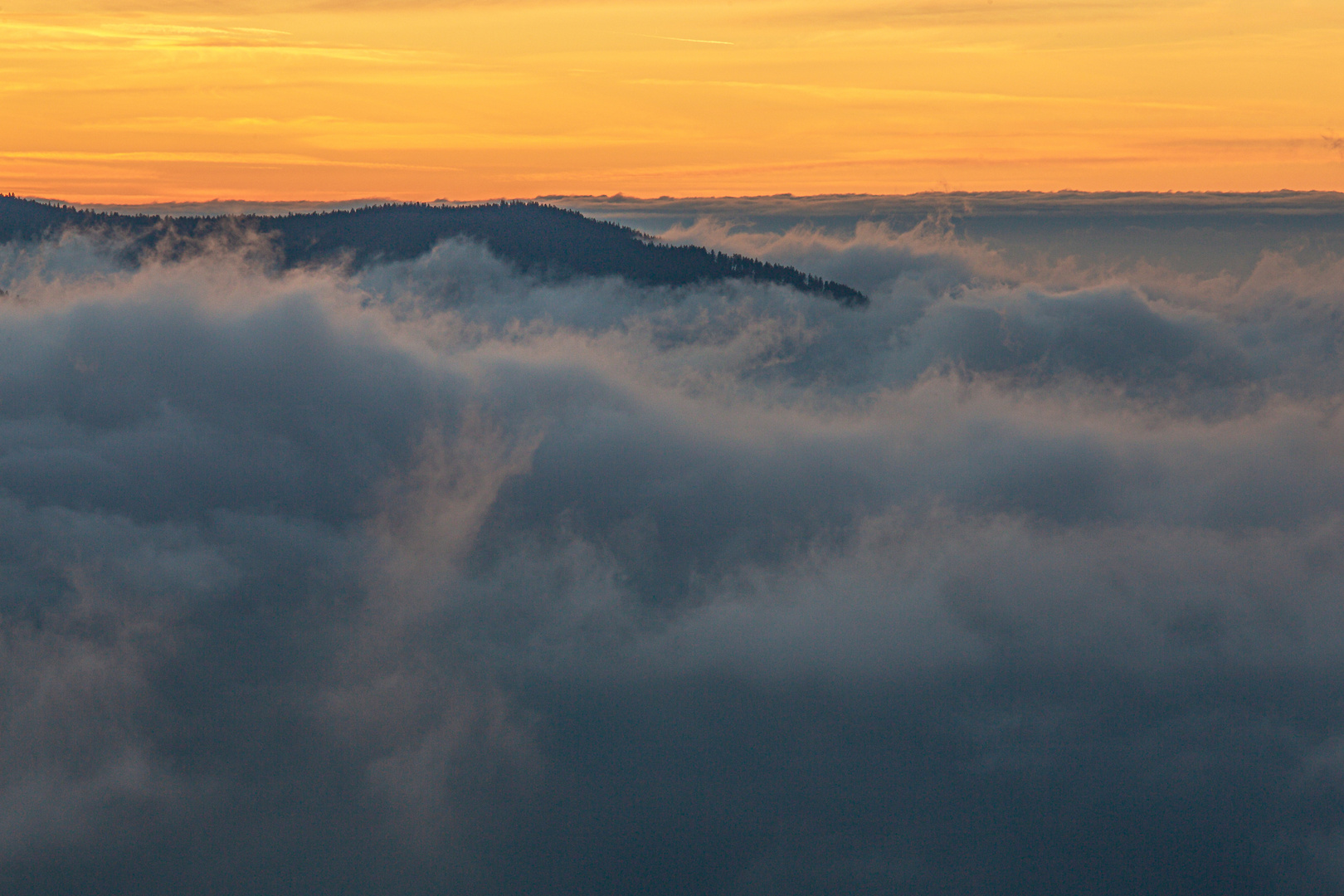 Brendnebel Sonnenuntergang