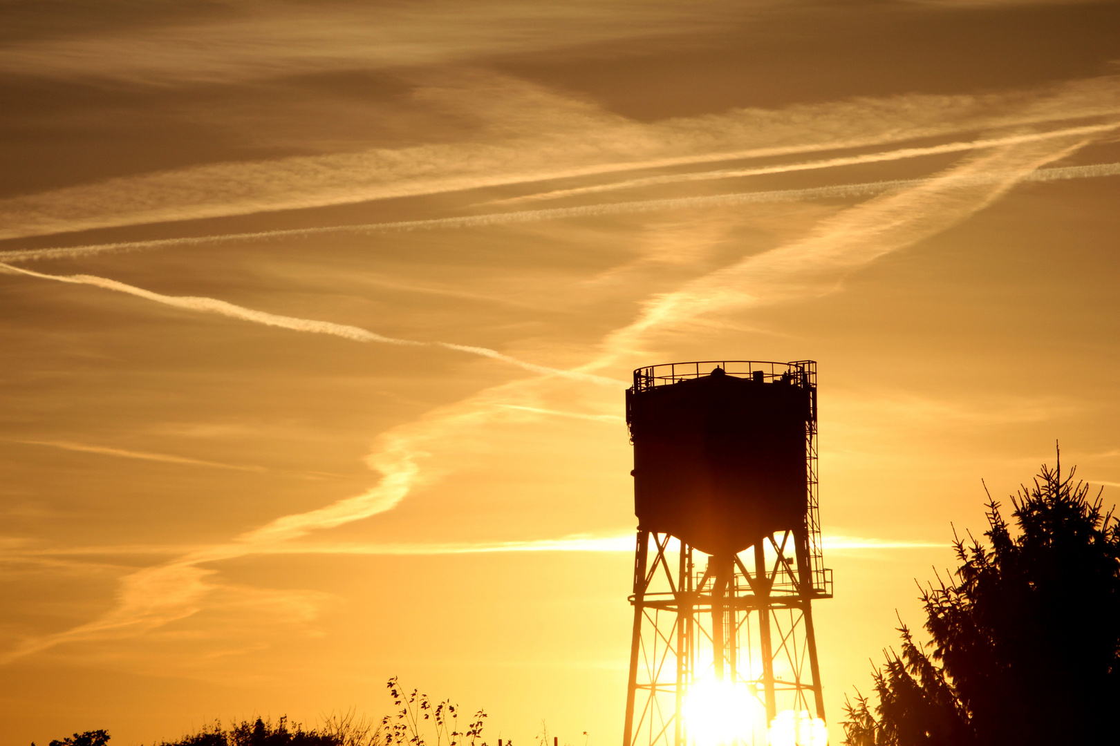 "Brennender" Wasserturm