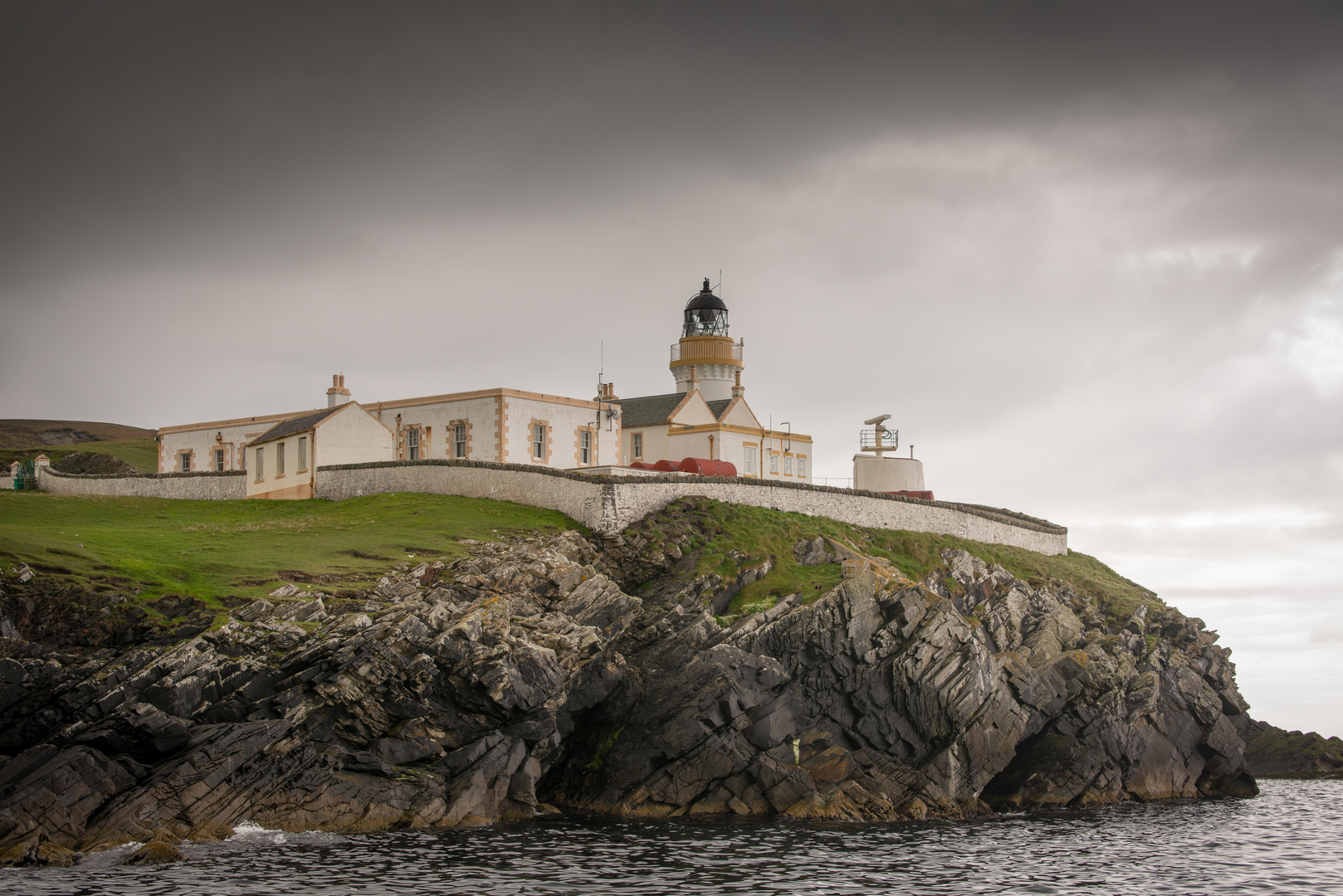 Bressay Lighthouse vom Wasser aus