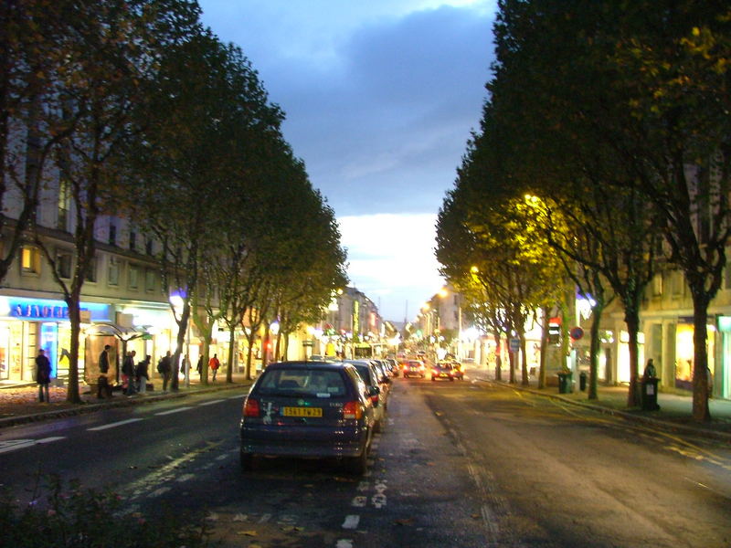 brest by night