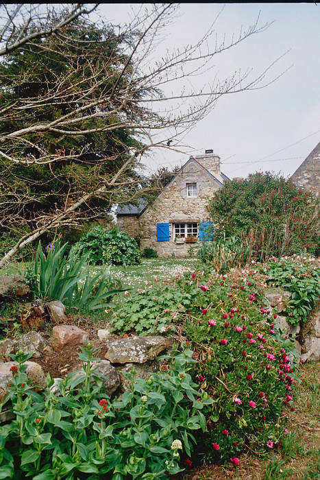 Bretagne-Blau - versteckt und doch gefunden...