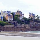 Bretagne, Dinard et ses villas redressées :-))