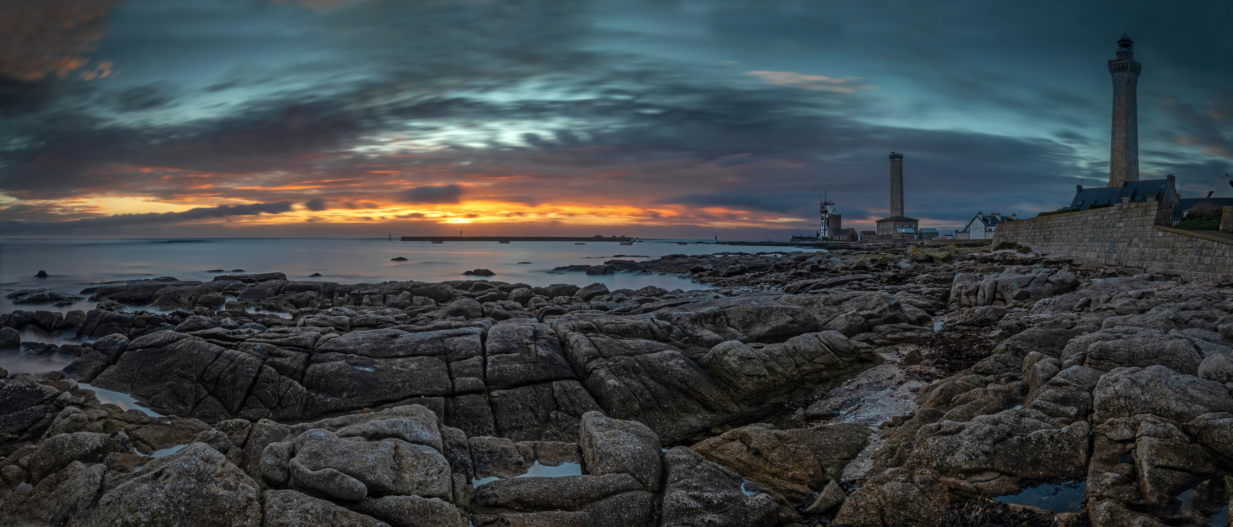 Bretagne, Januar: Phare d'Eckmühl