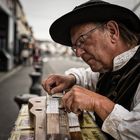 Bretonischer Folkmusiker bei der Arbeit