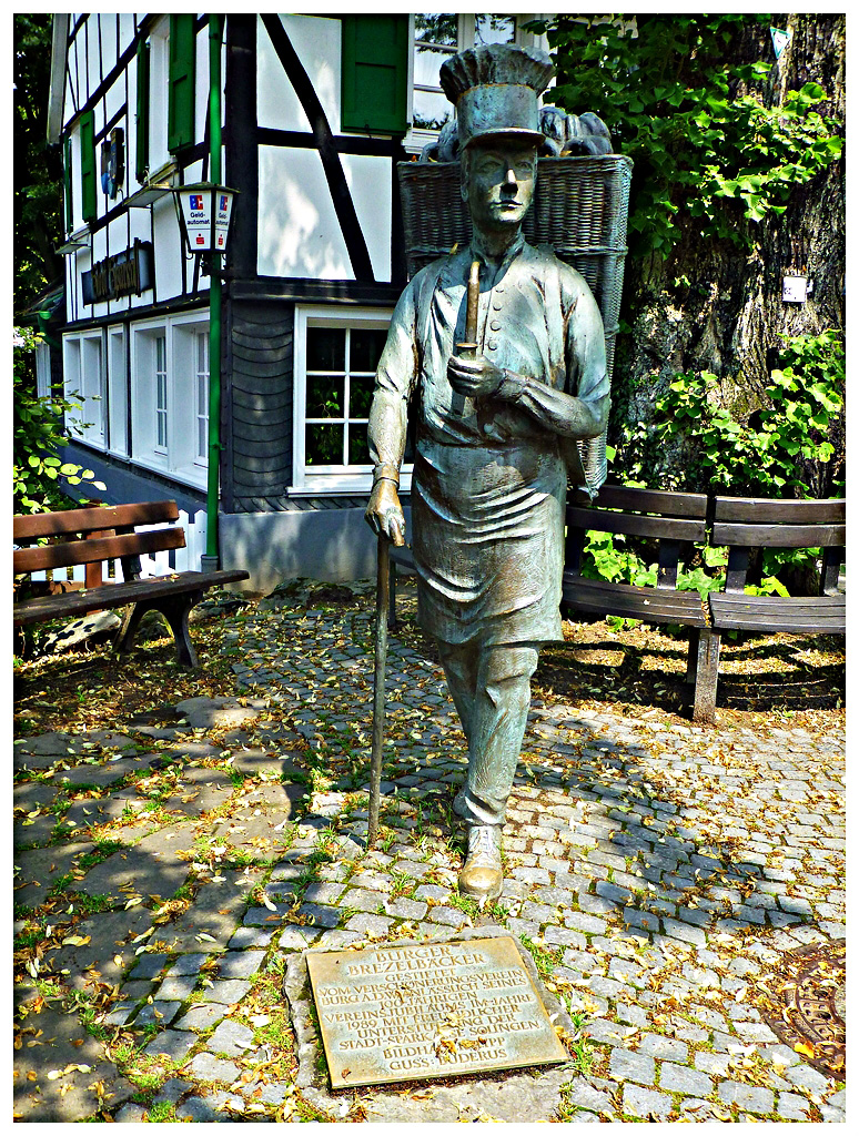 Brezelbäckerdenkmal in Solingen-Unterburg