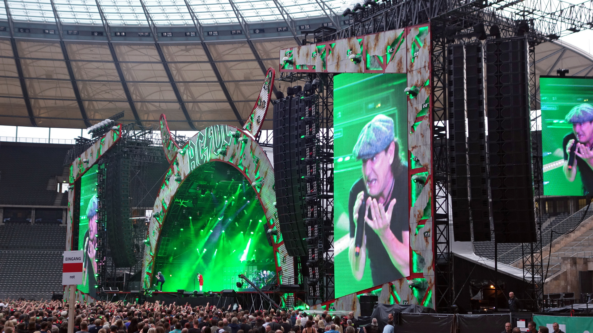 Brian Johnson Berlin