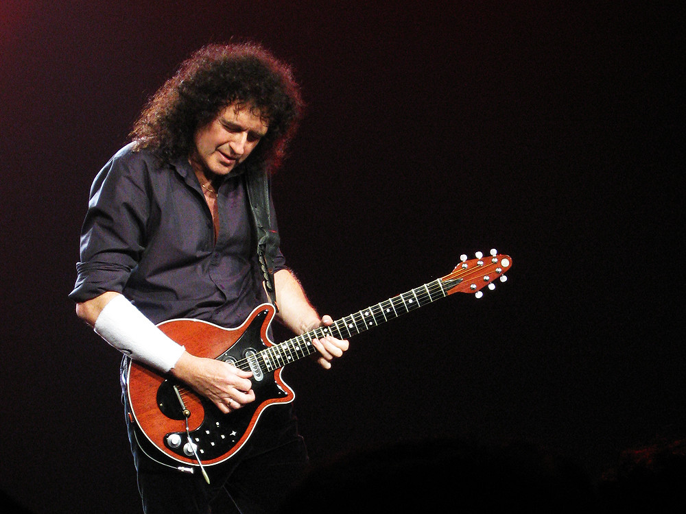 Brian May (Queen, 02.10.2008 in Mannheim, SAP-Arena)