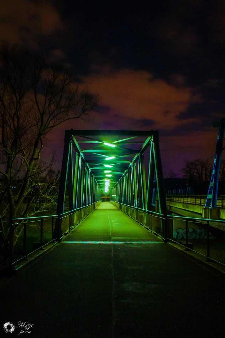 Bridge at night 2