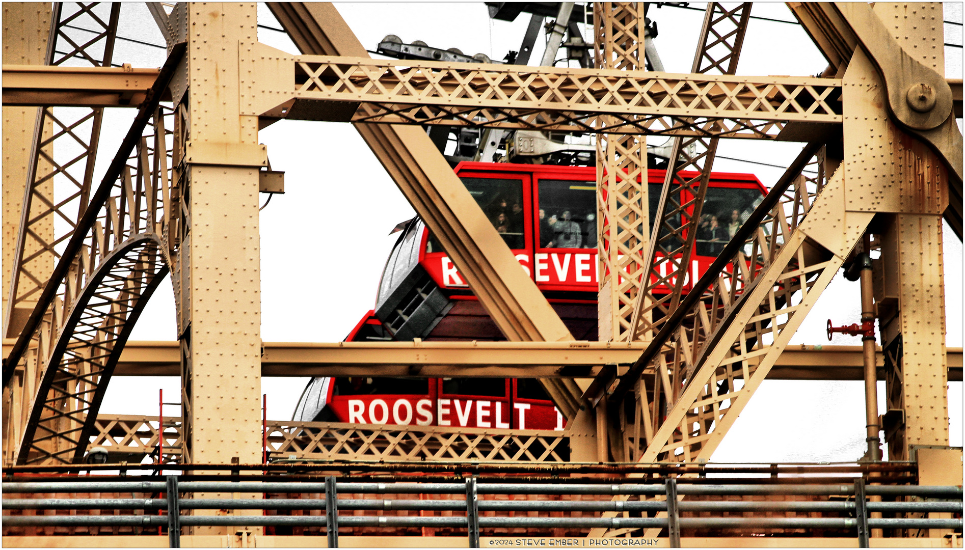 Bridge Beams and Passing Trams - A Midtown-East Impression