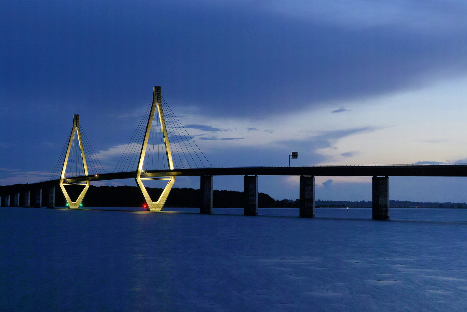 Bridge / Blue Hour