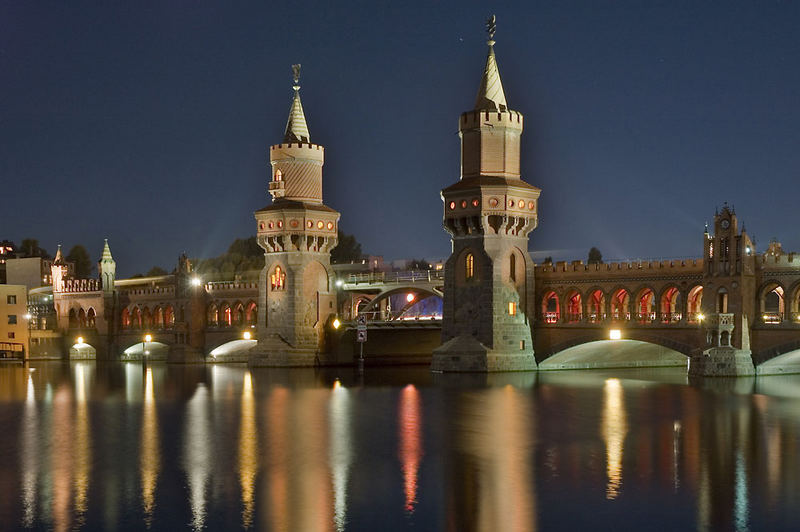 Bridge "Oberbaumbruecke" in Berlin