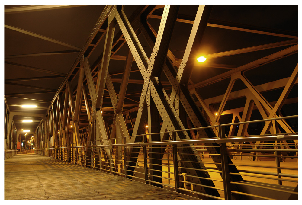 Bridge (Speicherstadt)