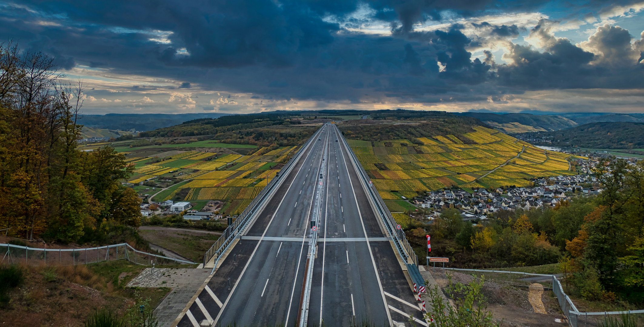 Bridge under troubled heaven