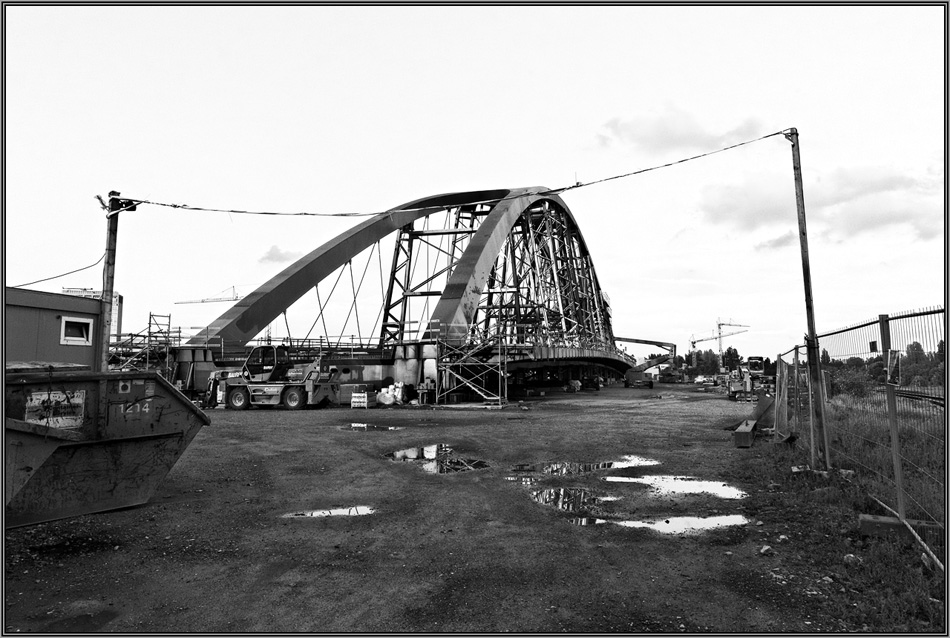 Bridge without water