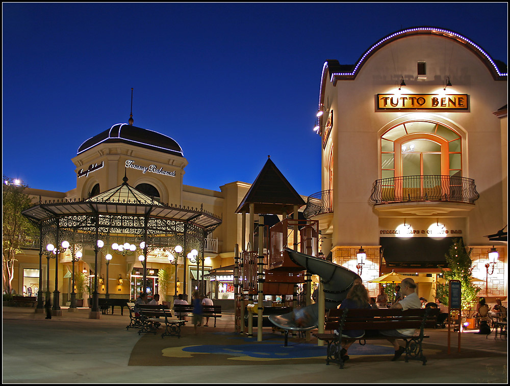 Bridgeport Village