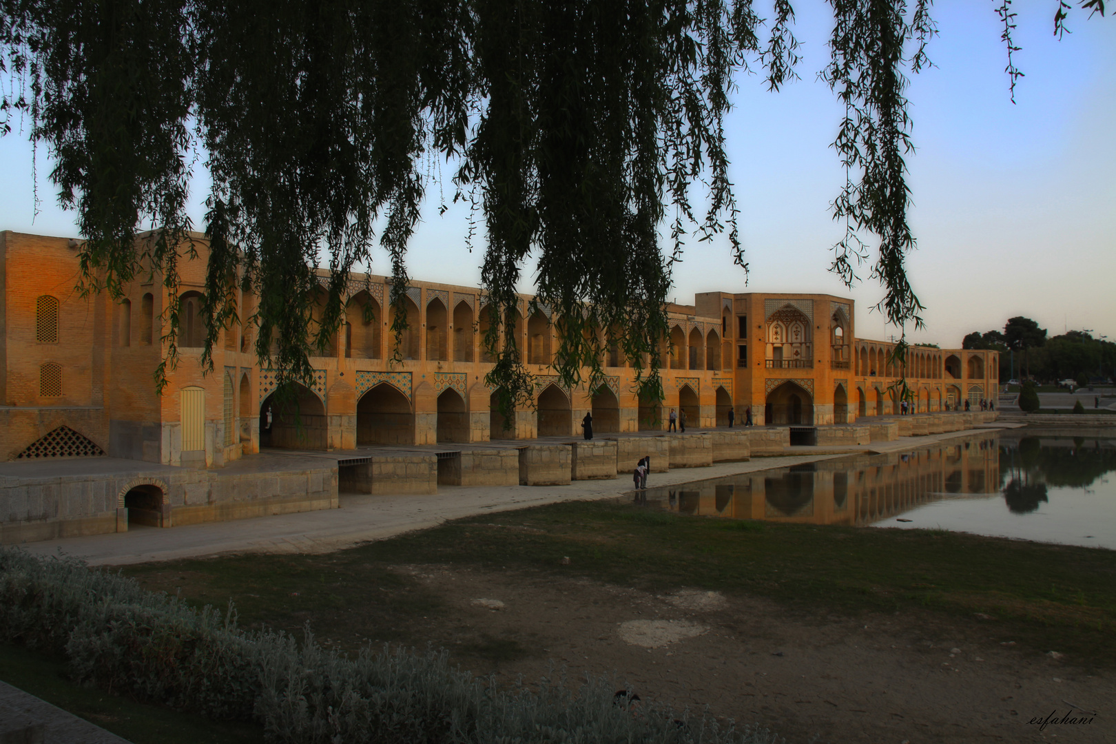 Bridges of Esfahan / Pol-e-Khajoo