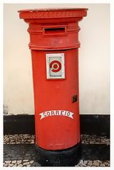 Briefkasten, Feuerlöscher oder Hydrant ? (auf Madeira)