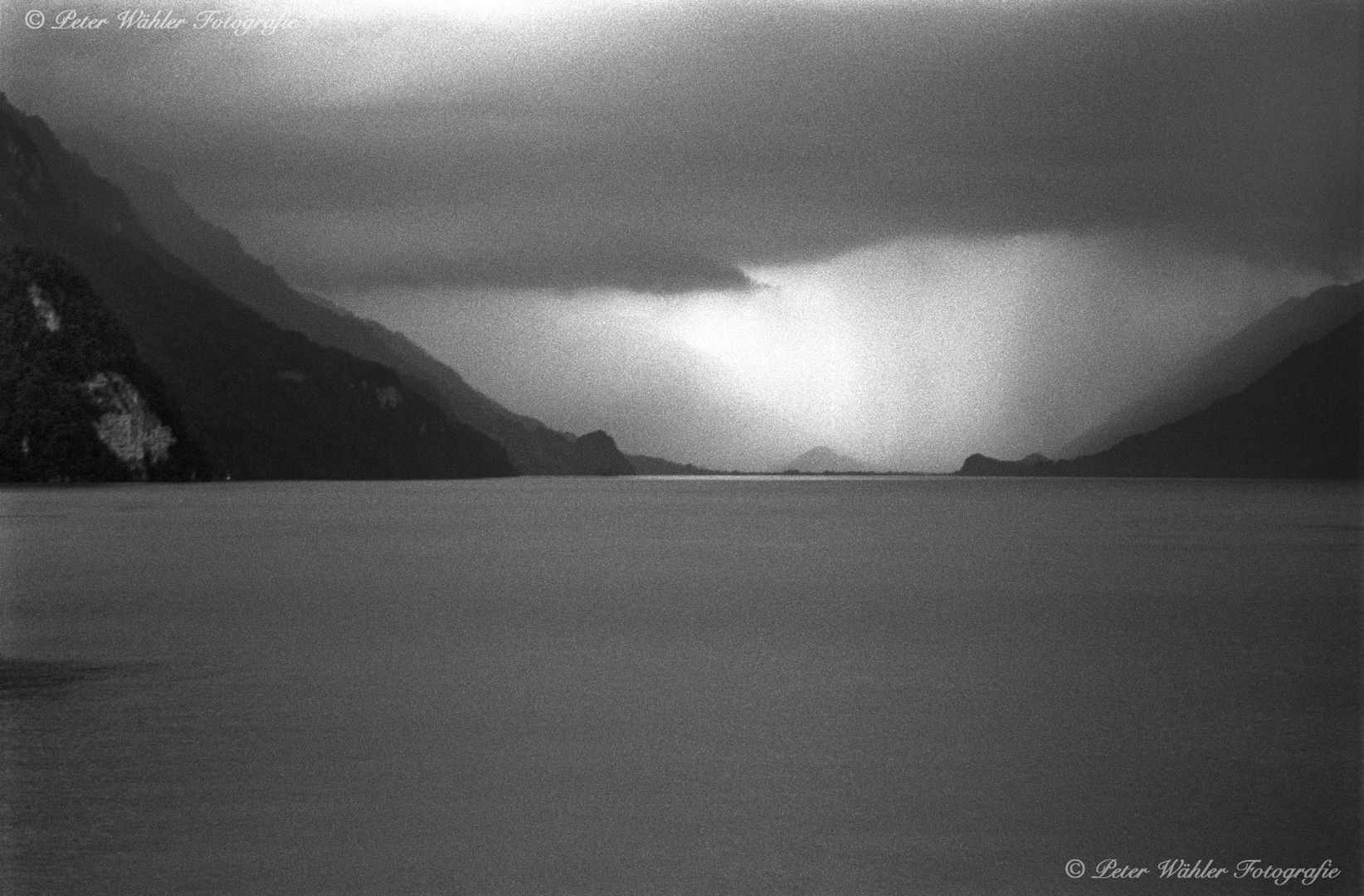 Brienzersee / Berner Oberland - Sommergewitter