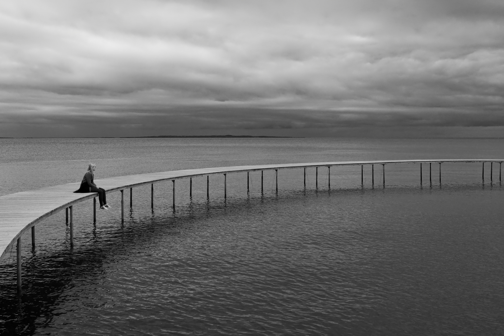 brige over untroubled water