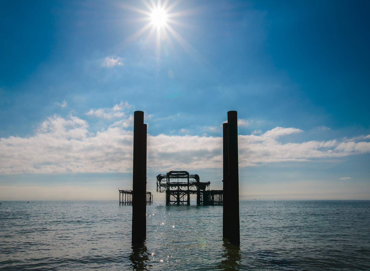[ Brighton West Pier, Sunshine ]