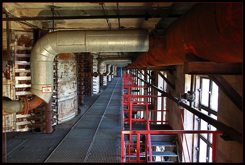 Brikettfabrik Knappenrode -Blick in die Trockenhalle