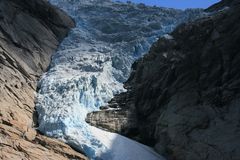 Briksdalbreen