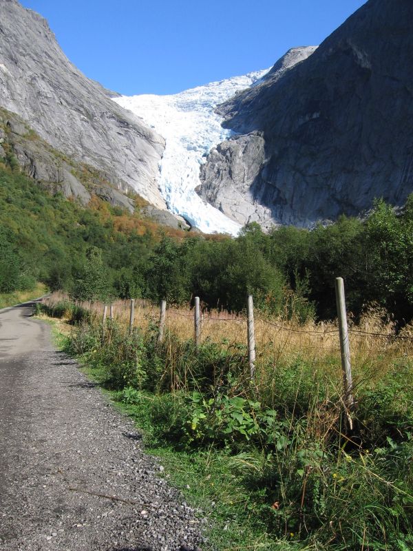 Briksdalsbreen