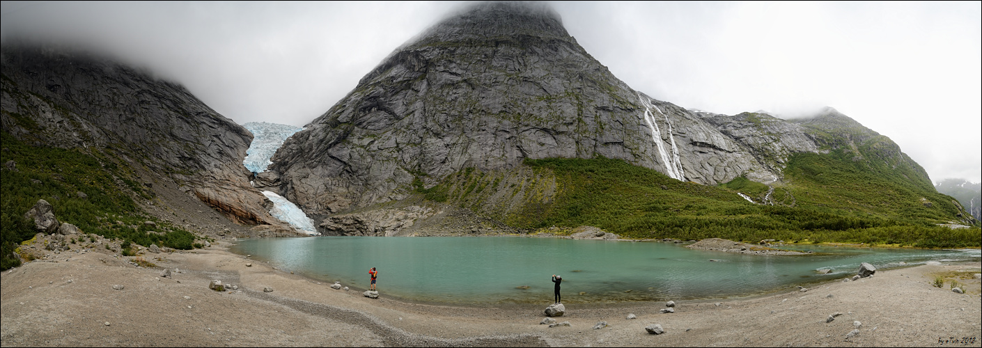 Briksdalsbreen...