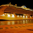 Brilliance of the Seas im Hafen von Toulon