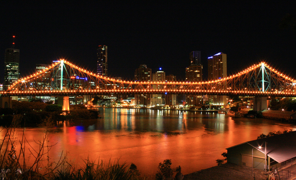 Brisbane at night