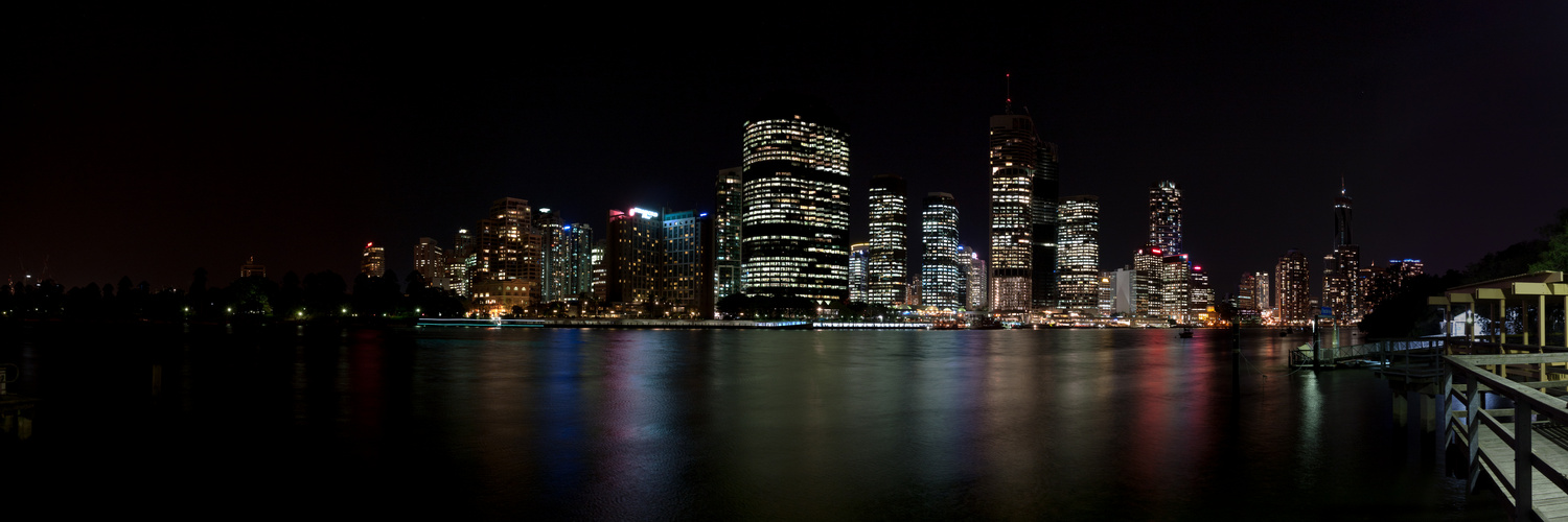 Brisbane by night I