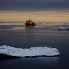 Brise-glace argentin en mer de Weddell