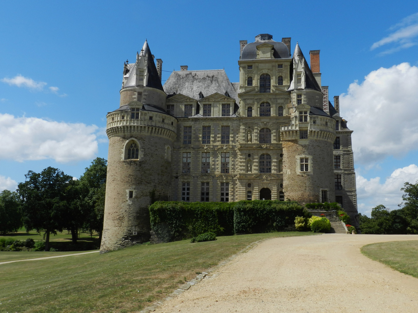 Brissac, près d'Angers...