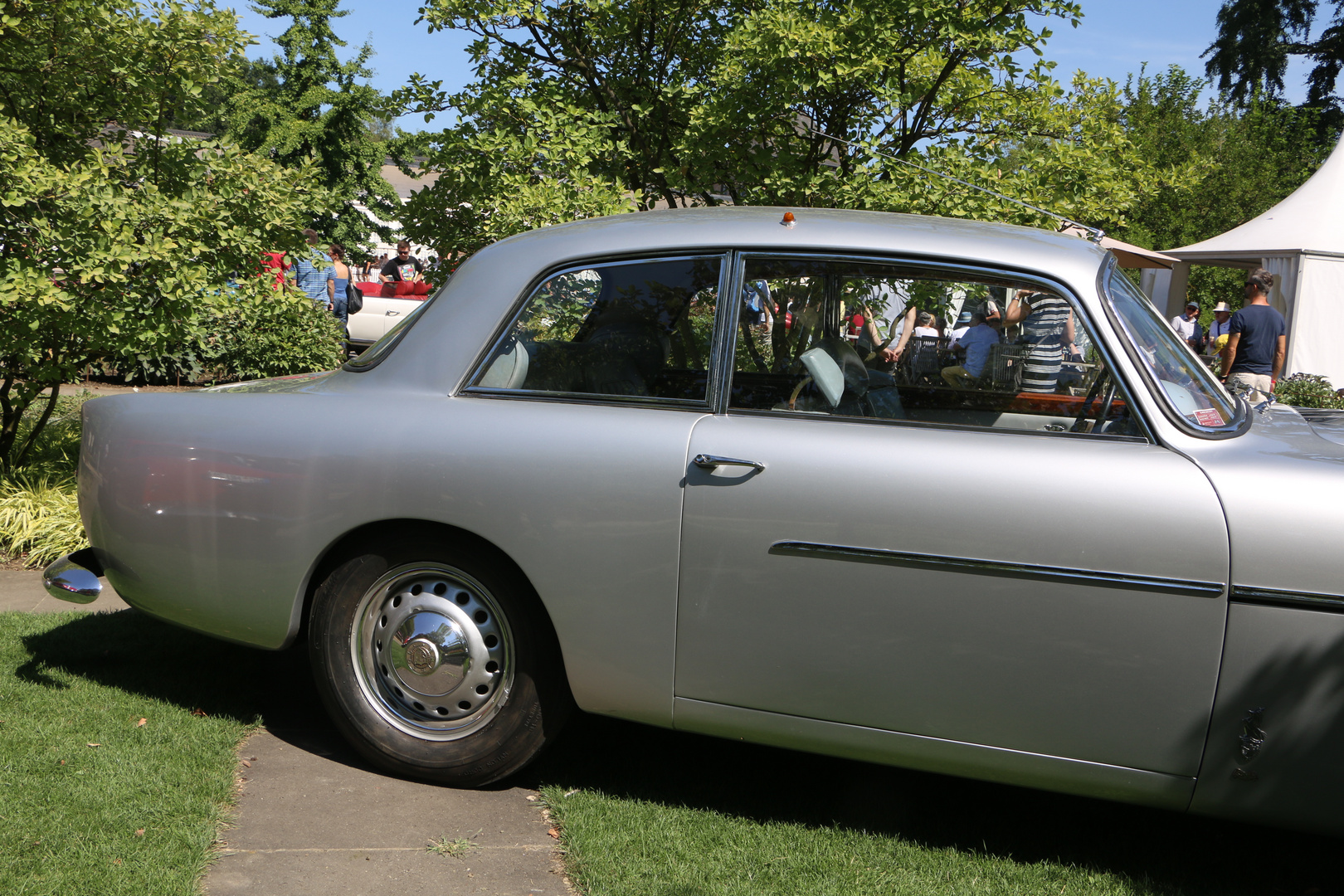 Bristol 406