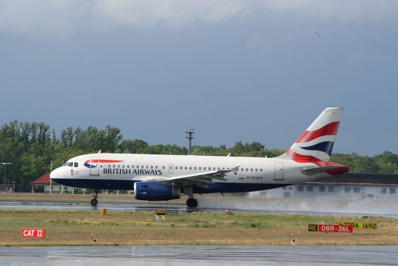 British Airways A319 (G-EUPO)