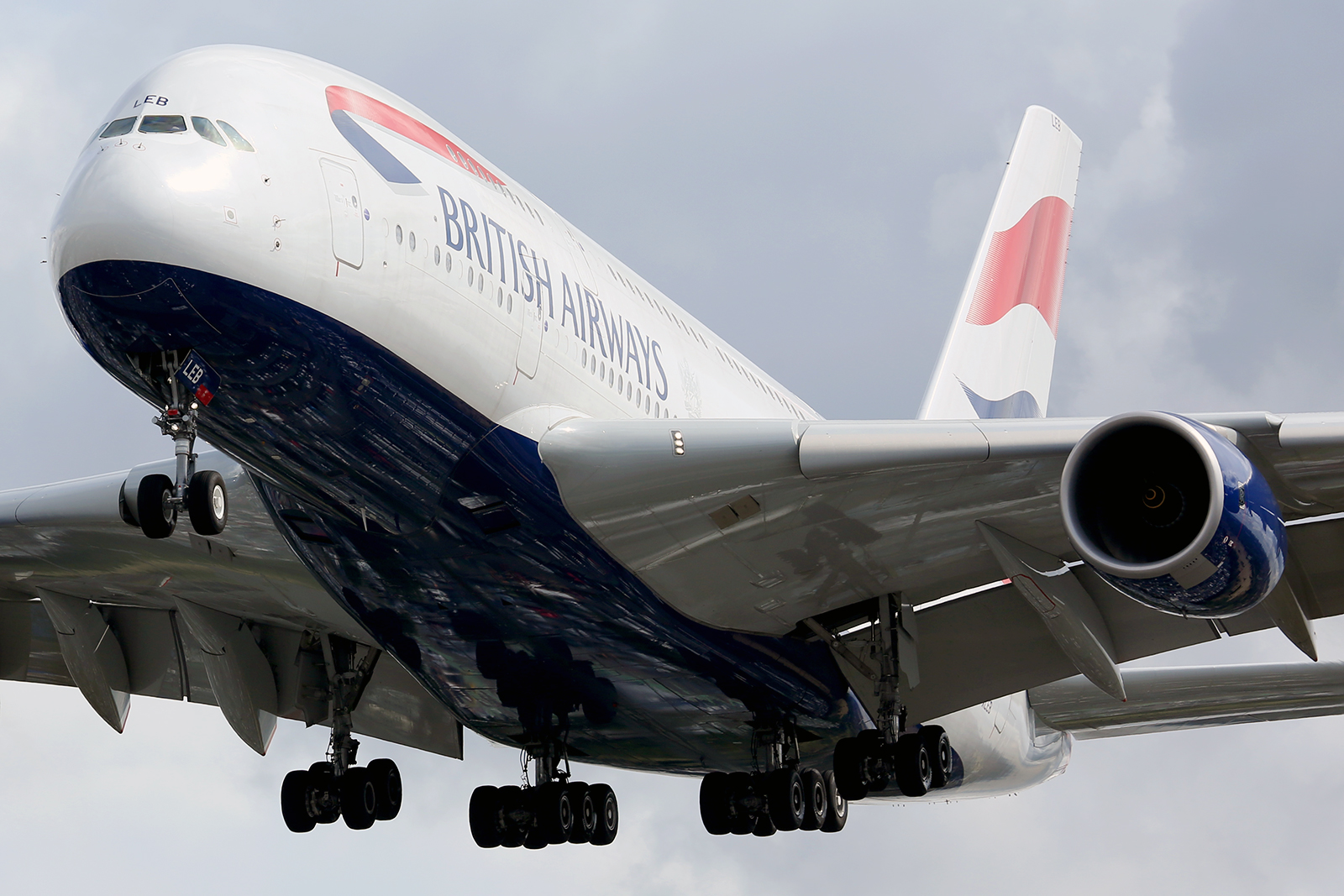 British Airways (G-XLEG)