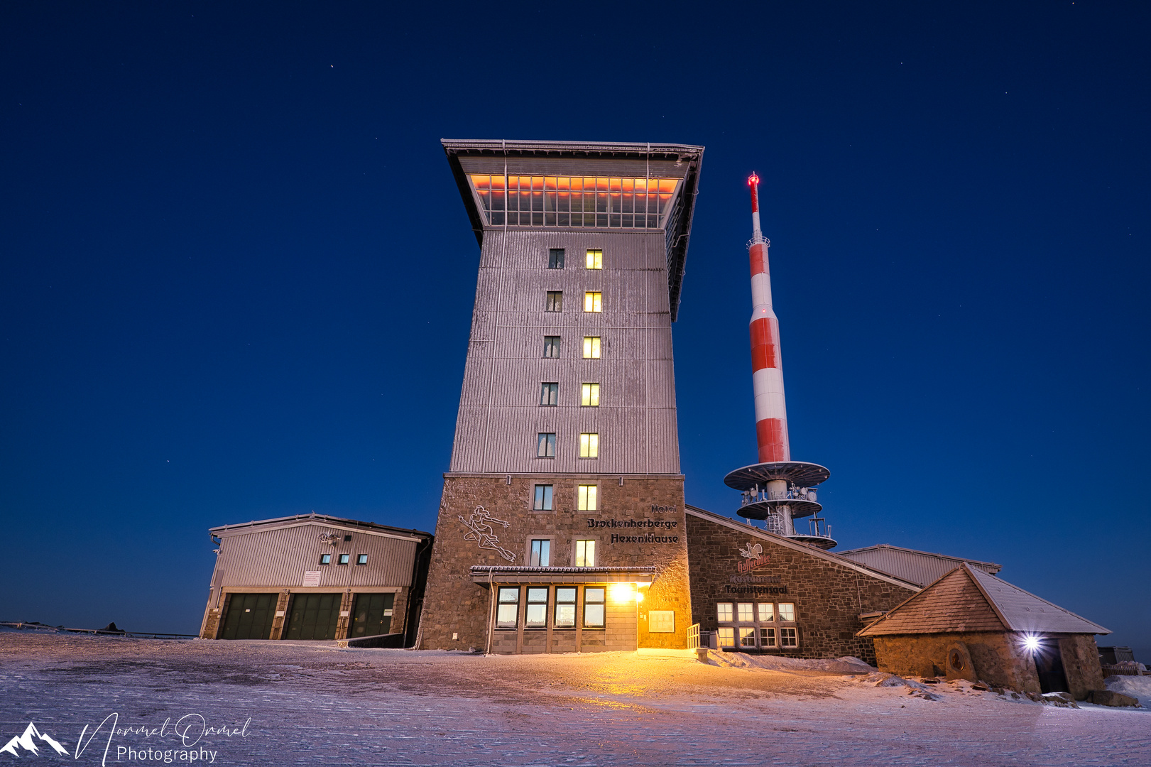 Brocken bei Sonnenaufgang