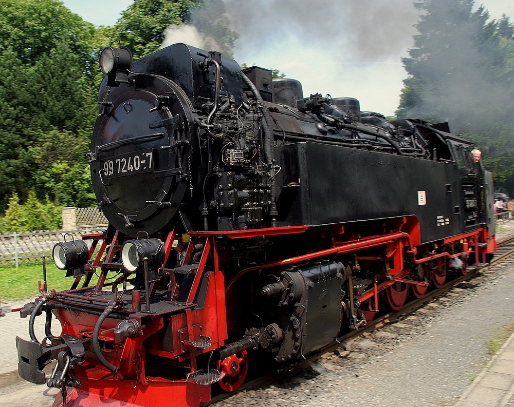 Brockenbahn Lokomotive beim rangieren