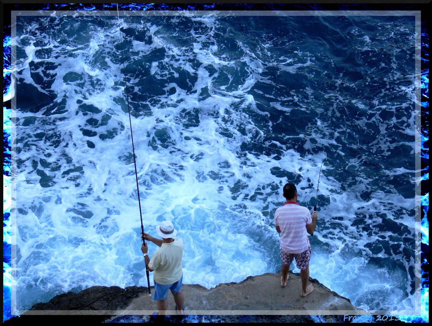 Brodelndes Fischbecken