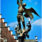 Bronzestatue „Heiliger Michael"