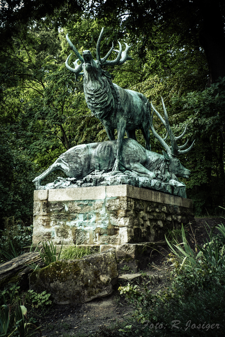 Bronzestatue "Hirschgruppe"